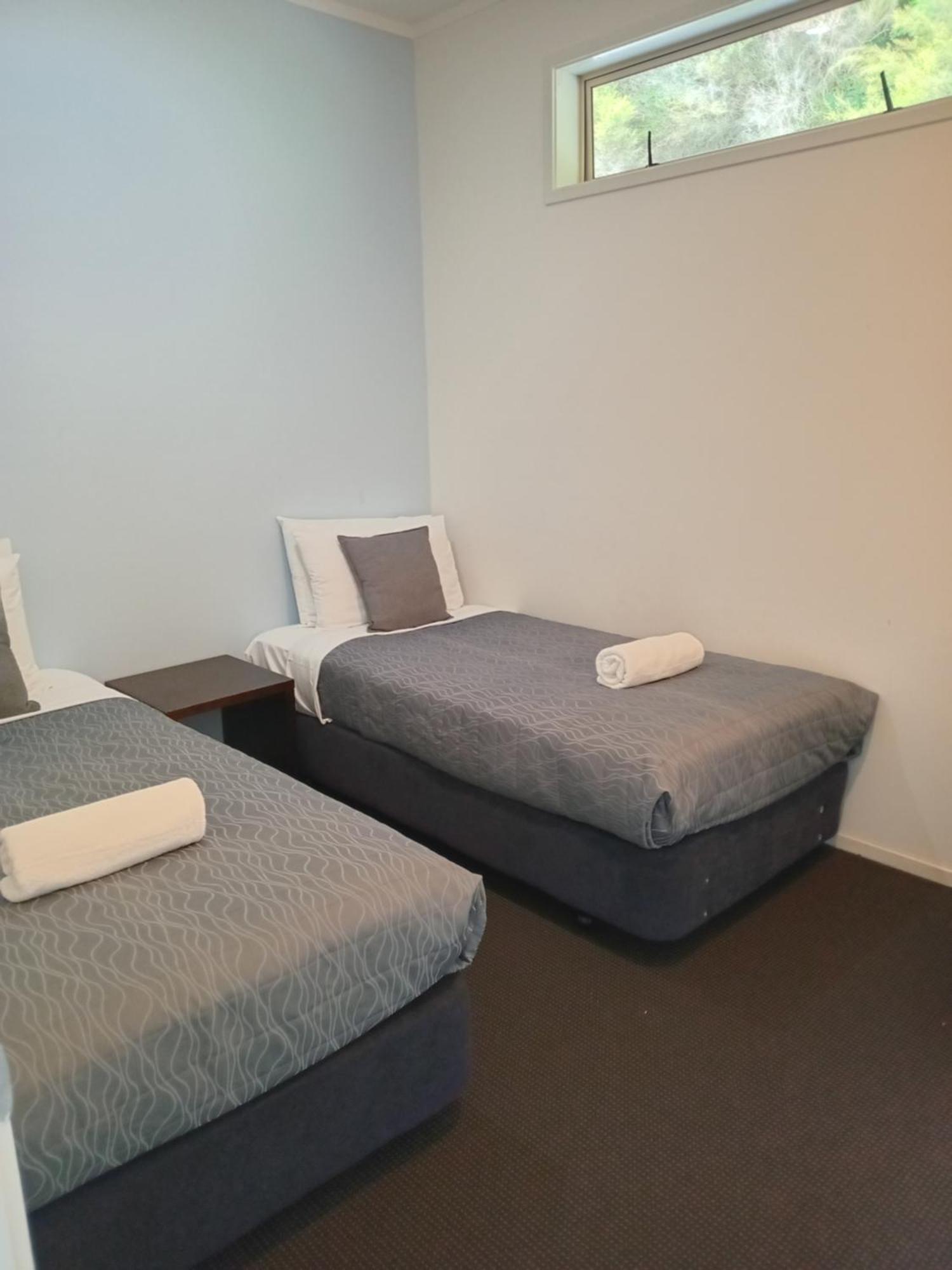 Haruru Falls Motel & Conference Centre Пайхия Екстериор снимка