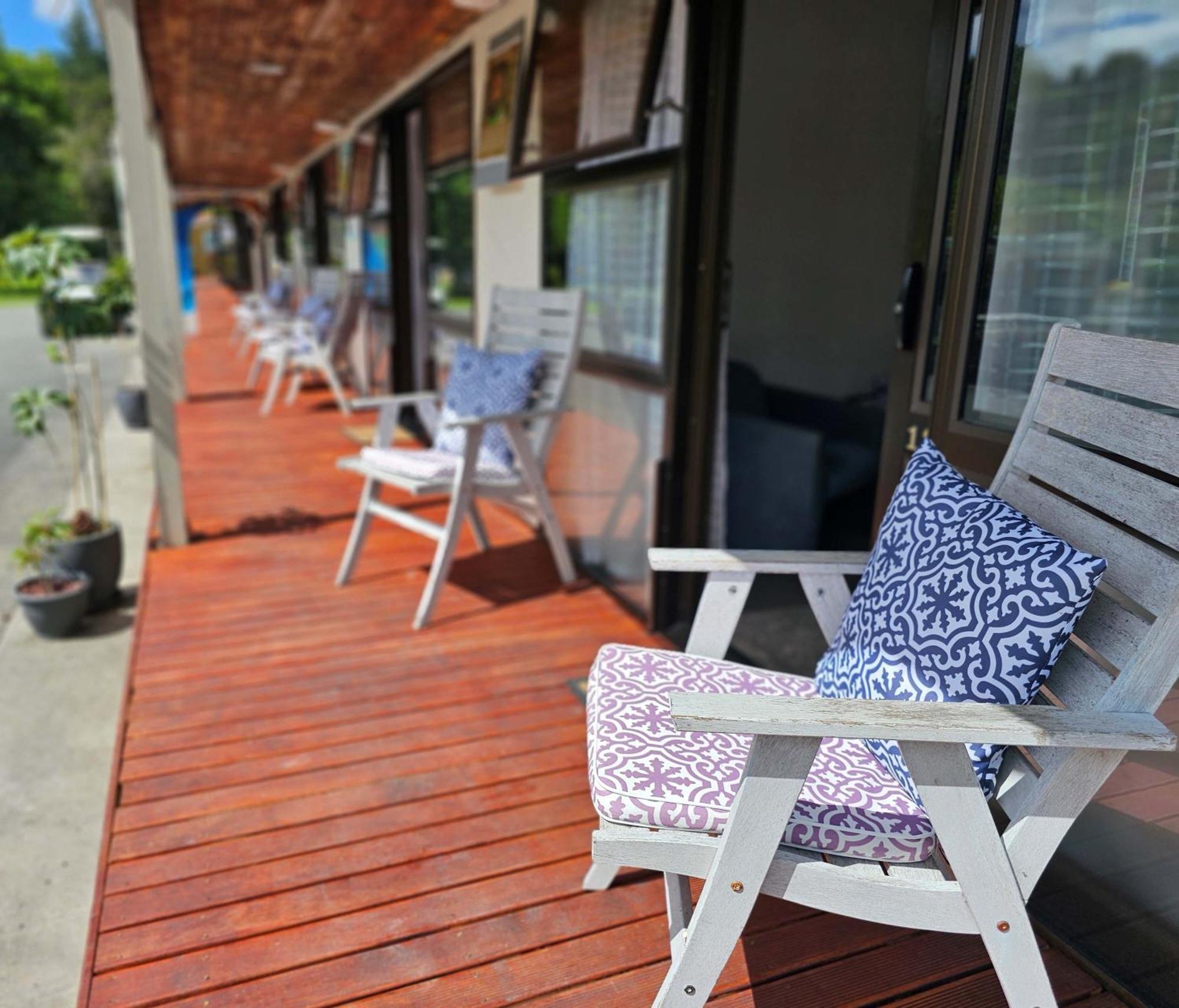 Haruru Falls Motel & Conference Centre Пайхия Екстериор снимка